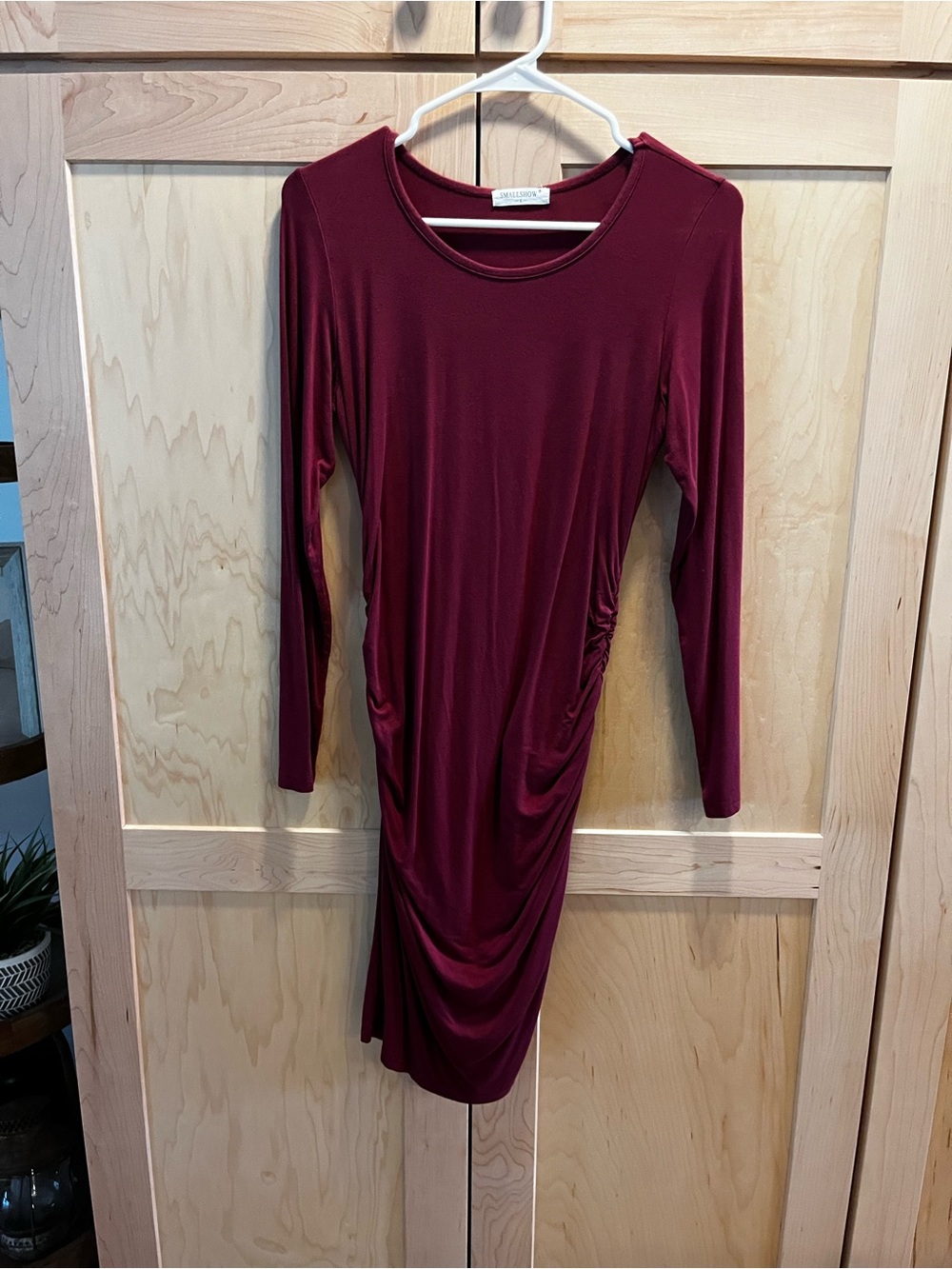 Long Sleeve Ruched Midi Dress in Burgundy